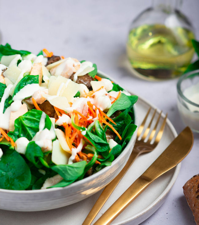 Concept de restauration healthy : le restaurant à salades