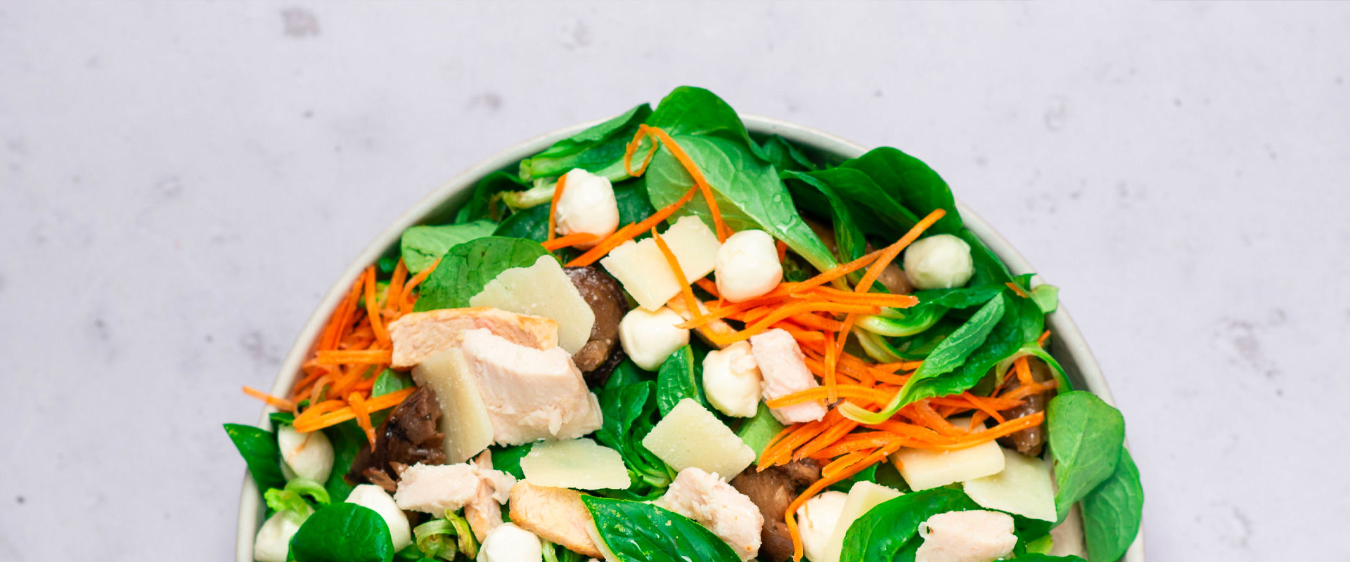 Ouvrir une franchise fast food de salade : pourquoi choisir Eat Salad ?